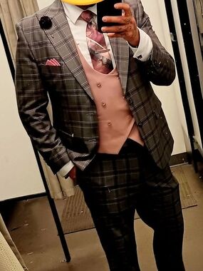 Killebrew And Finch Tailored Fit Suit